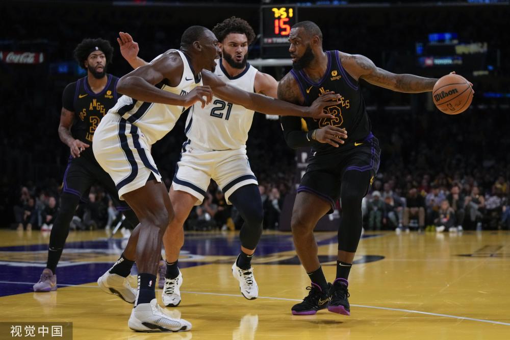 场上表现往 场上表现往