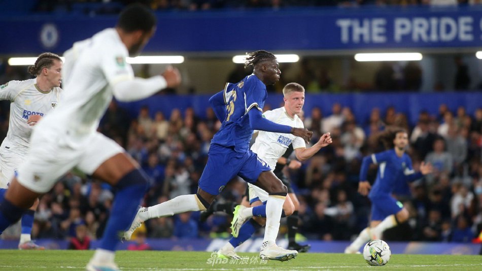 在转会窗口 在转会窗口